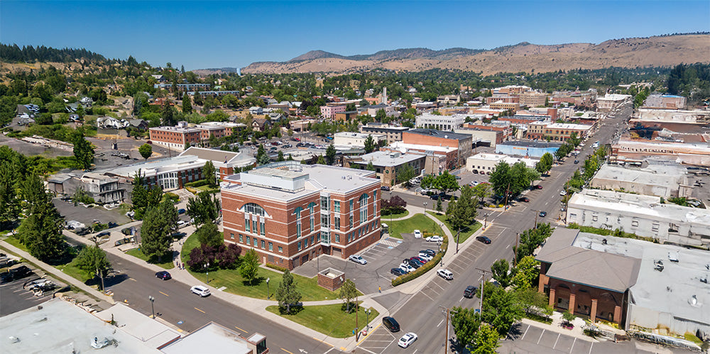 Klamath Falls, Oregon: Your Gateway to Crater Lake National Park